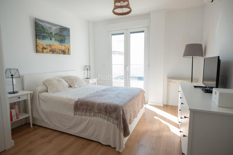 Foto 57b8236b-4df5-4fc7-80ea-8a7409a5a080. Casa adossada amb aparcament piscina a Entrenúcleos Dos Hermanas