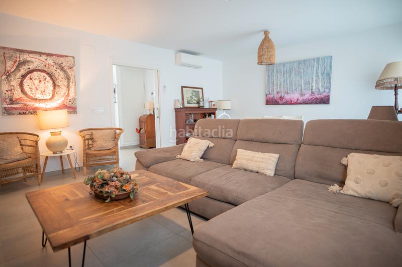 Foto 78a0ebf1-61bd-455e-8142-af77dcd013fb. Casa adossada amb aparcament piscina a Entrenúcleos Dos Hermanas