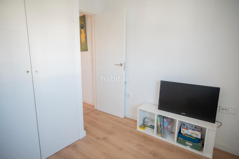 Foto ad54aef9-97ff-4a9e-9996-8345405908a0. Casa adossada amb aparcament piscina a Entrenúcleos Dos Hermanas