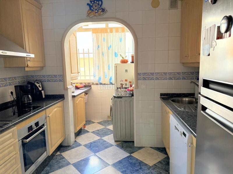 Foto e5b211ff-1175-4417-8192-0b686b6d1cdb. Appartement mit parking pool in Avenida de Europa Montequinto