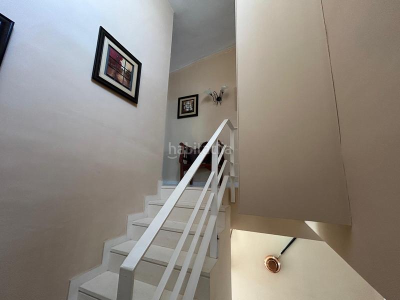 Foto 0096f7b8-70b9-4108-85f2-fc216cd3c366. Casa adossada a Almadén de la Plata