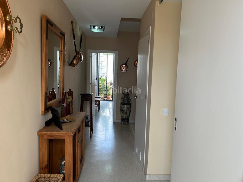 Foto 40aa4d10-ade0-43f3-a5da-31bf0213b322. Casa adossada a Almadén de la Plata