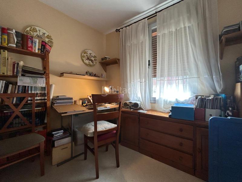 Foto 7239dfe5-5d8b-4d3c-aa02-d24636c6c2f6. Casa adossada a Almadén de la Plata