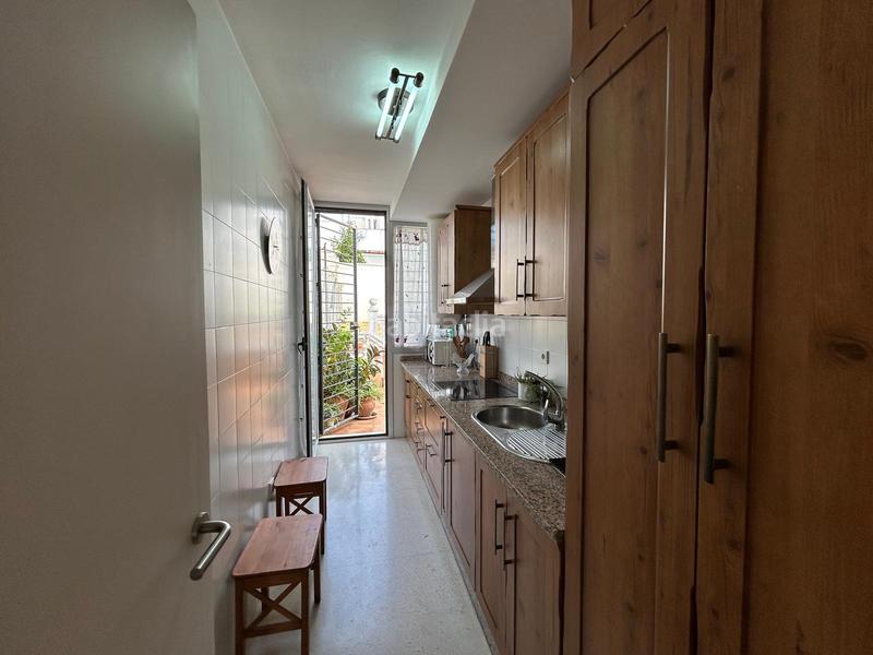 Foto 7e43acc8-927c-4f34-9467-3c6bc3096d3a. Casa adossada a Almadén de la Plata