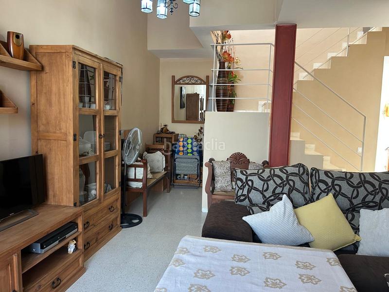 Foto af547c4b-400a-4d77-8698-bc1b929bd6b7. Casa adossada a Almadén de la Plata