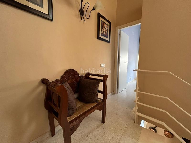 Foto ba5a0d2a-b5a9-407d-8d75-fd8f9b8cc67c. Casa adossada a Almadén de la Plata