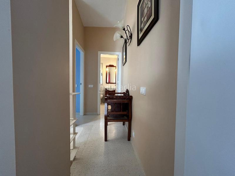 Foto e2725f8d-c9a9-4587-ae5b-0dd7f06bd2da. Casa adossada a Almadén de la Plata