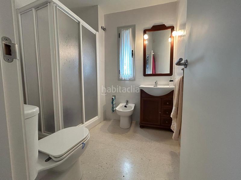 Foto fa242002-0e6f-4e08-8868-fbd67e515829. Casa adossada a Almadén de la Plata