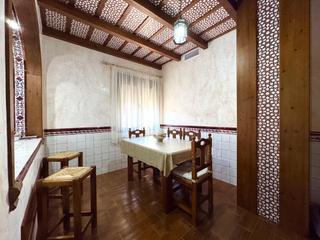 Appartement  Avenida virgen del rocío. Amplio piso