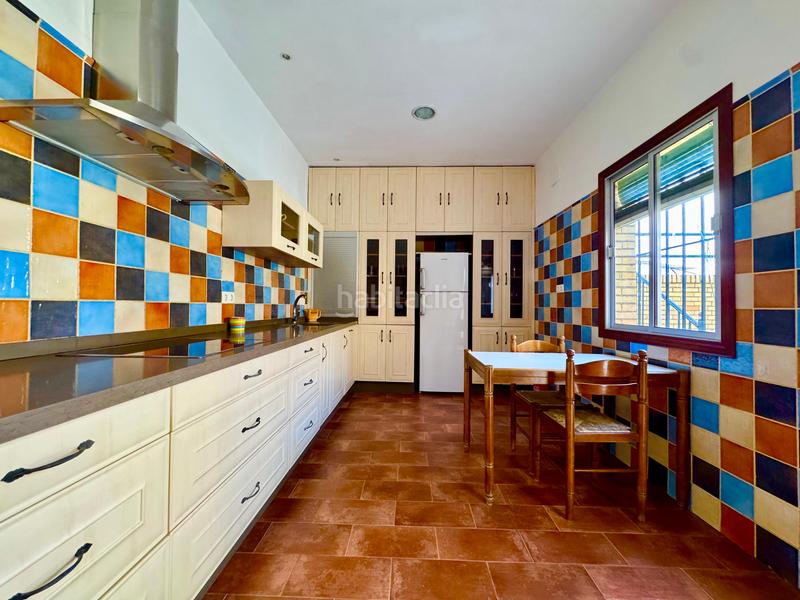 Foto 526d0255-3a3b-4c27-b56c-0845de15e335. Casa adossada amb aparcament a Olivares