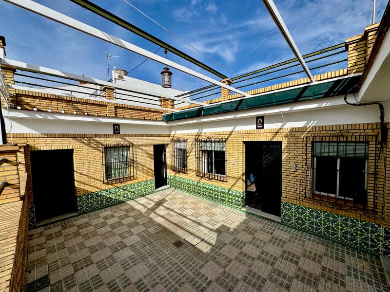 Foto 69cef4af-1f15-4731-9f89-14117bf9acea. Casa adossada amb aparcament a Olivares