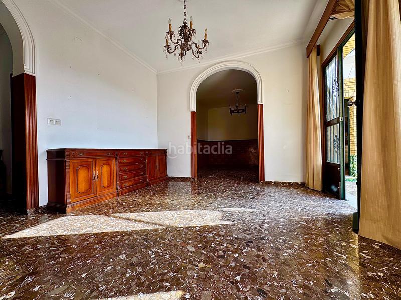 Foto c21c07c4-7c66-4346-8376-ef4dcec9e4e0. Casa adossada amb aparcament a Olivares