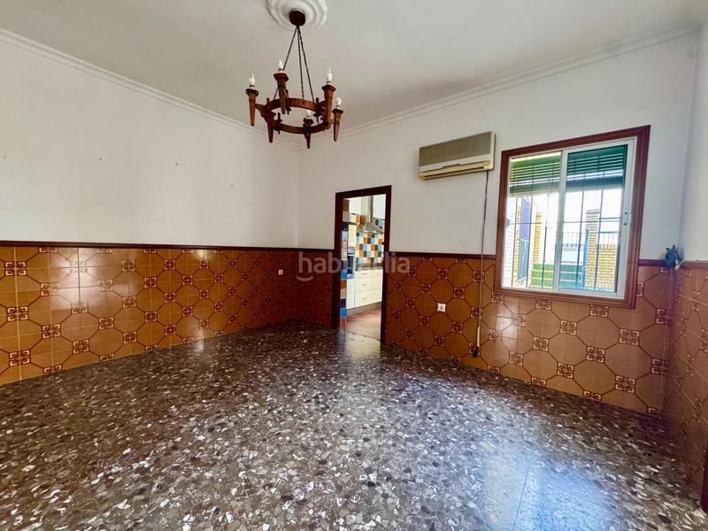 Foto c9cadd19-f133-4a55-a26a-3b24c618a1bf. Casa adossada amb aparcament a Olivares