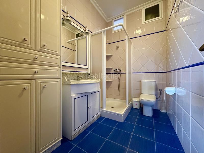 Foto fec88191-3daa-4681-ad05-4c5f71e883fc. Casa adossada amb aparcament a Olivares