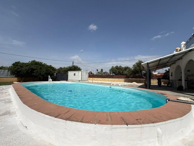 Foto 0ba65c75-3f85-4968-adec-7da22f779656. Xalet amb aparcament piscina a Pedanías Norte Utrera