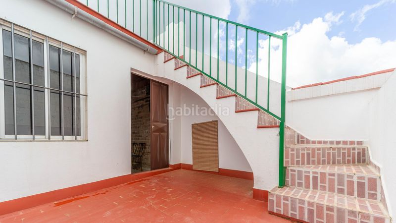 Foto 7329fdbb-b6c6-4010-8cd9-93dd9927880f. Casa adossada a Navas de la Concepción (Las)