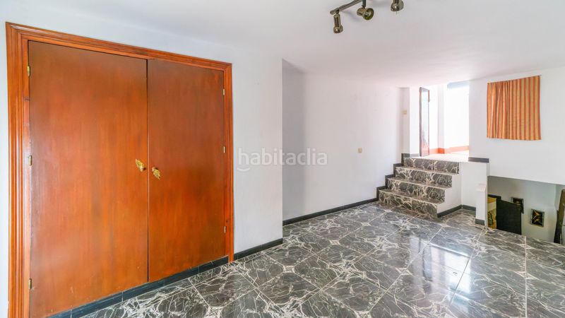 Foto b4f95250-ee71-4e7f-a6b4-c8b8ca0d1e65. Casa adossada a Navas de la Concepción (Las)