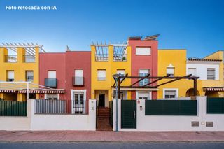 Casa adossada  Pasaje antonio de villegas #19. Fantástico adosado en señorío de arco norte