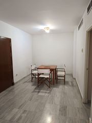 Rent Apartment  29 carretera de carmona #29. Tu oasis premium en el corazón de sevilla exclusividad de 1 dorm