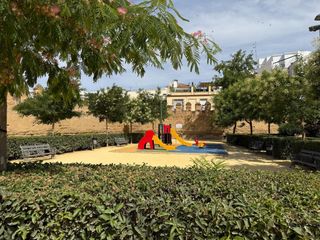 Lloguer Apartament  Calle 25 calle maría auxiliadora #25. Piso en alquiler