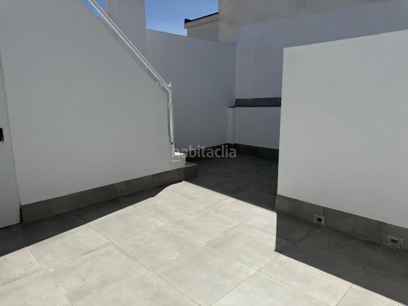 Foto 255268c9-21b6-4763-9789-3c59a47c9428. Edifici a Torre Cruz - Los Molinos Utrera