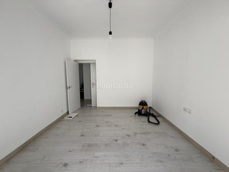 Foto 8d528380-9aa5-4702-8a91-68217a20f684. Edifici a Torre Cruz - Los Molinos Utrera
