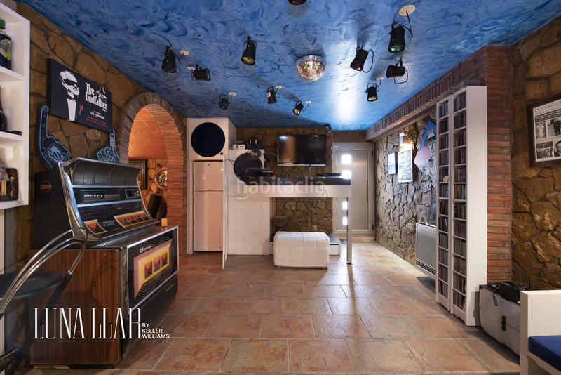 Foto f55fa014-4f69-42ae-b37d-347b46e26736. Casa amb calefacció aparcament piscina a Bellamar Castelldefels