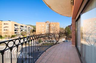 Casa  Avinguda de la riera de sant llorenç. Riera de sant llorenç