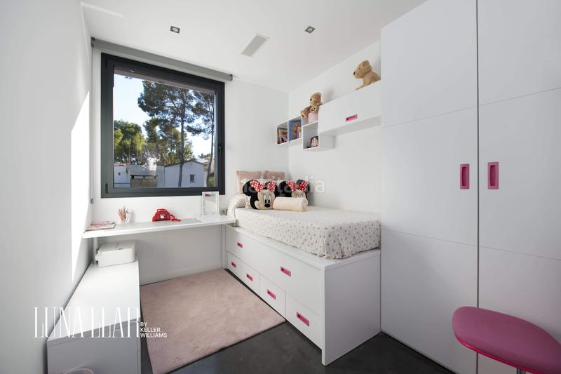 Foto 0dd326bf-f6e5-4117-aa3a-30f4a7bb487f. Casa con parcheggio piscina in Montmar Castelldefels