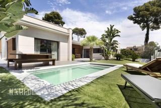 Haus  Avinguda 308. Av 308