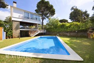 Maison  Passeig de la tramuntana. Tramuntana