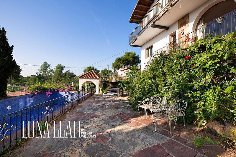 Foto 8743c521-ab51-42f8-9c67-121ba0b6b8bb. Haus mit parking in Montmar Castelldefels