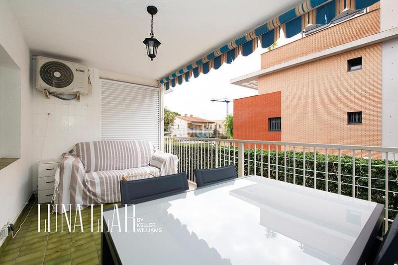 Foto 98d85889-1054-408e-8c62-102c4b271a6e. Piso en Lluminetes Castelldefels