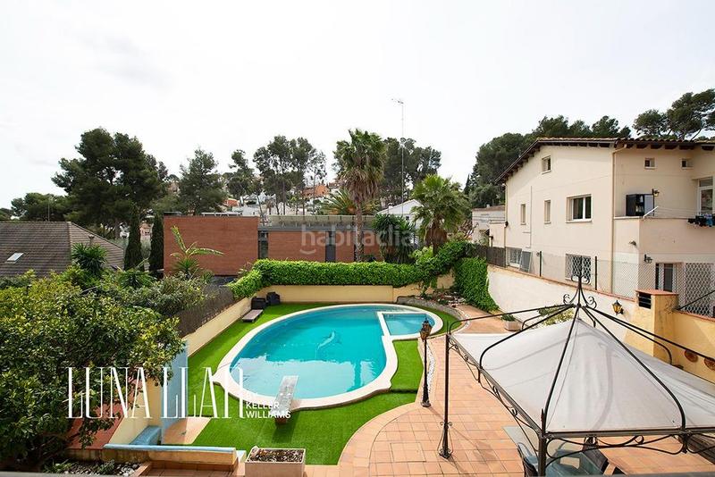 Foto c7e1d157-1016-44a8-bf5d-baa0c32f71fd. Casa amb calefacció aparcament piscina a Montmar Castelldefels