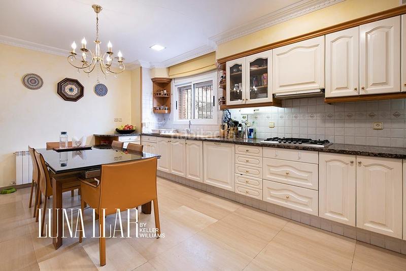 Foto 6a4ec3b3-b74f-42c3-b1f0-30bcd96c3ba5. Haus mit heizung parking pool in Montmar Castelldefels