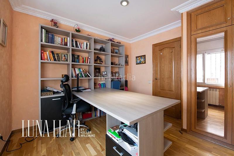 Foto 148c3c74-62ad-4481-9d7e-a323f6d14150. House with heating parking pool in Montmar Castelldefels