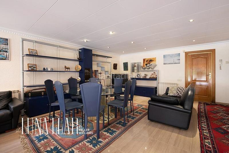 Foto 48695dda-2de3-4cf9-940d-45d33d717b12. House with heating parking pool in Montmar Castelldefels