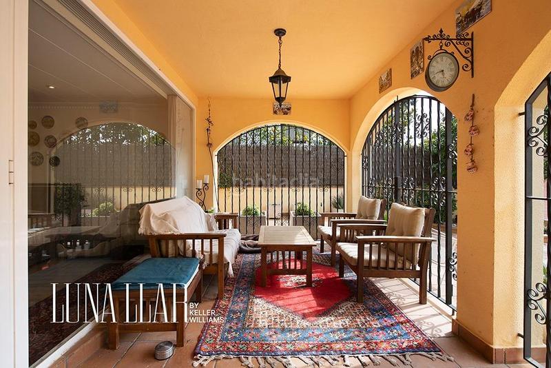 Foto 68f6e99a-39e2-4f37-b8ed-945c4605486a. House with heating parking pool in Montmar Castelldefels