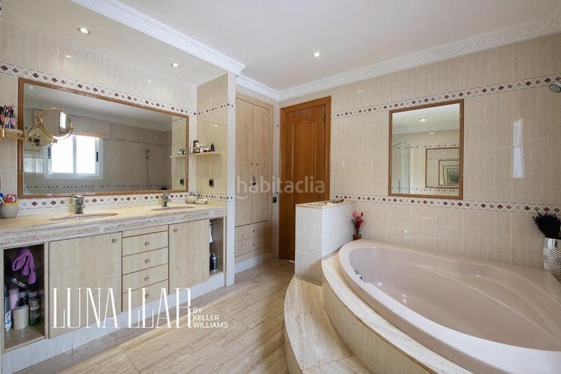 Foto 4ca09ed5-fb25-44cb-ac2c-016ca8a96859. Maison avec chauffage parking piscine dans Montmar Castelldefels