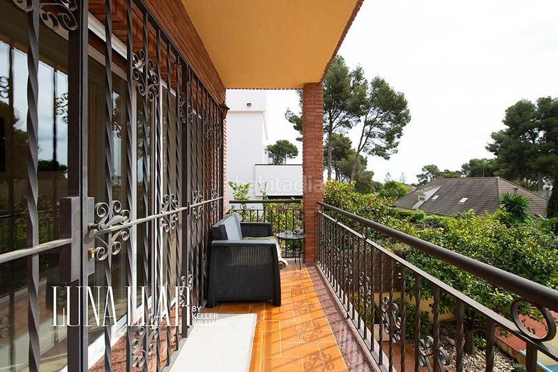 Foto aec22a36-ee85-4696-9f73-121336be7370. Maison avec chauffage parking piscine dans Montmar Castelldefels