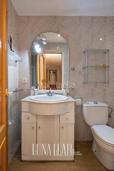 Foto d2ac5b62-c83e-4f96-8d4d-0011c493c2c0. Maison avec chauffage parking piscine dans Montmar Castelldefels