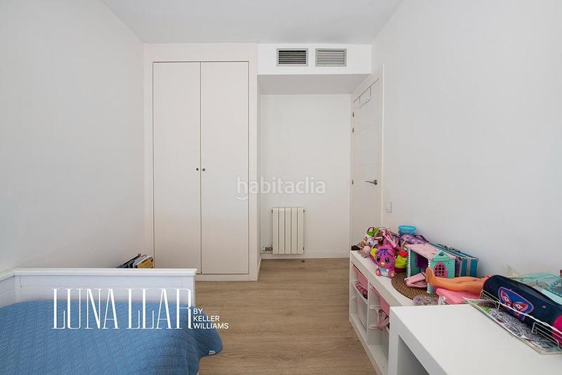 Foto 766b1b09-d62d-484d-9fc4-818db3d6a785. Erdgeschoss mit parking pool in La Pineda Castelldefels