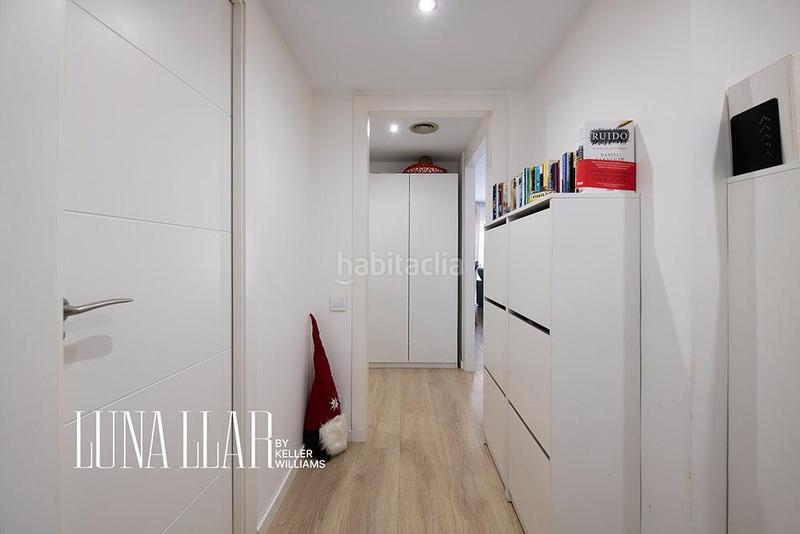 Foto 0736f7ec-b7a6-4cab-ae8d-ddcd62a4a36c. Ground floor with parking pool in La Pineda Castelldefels