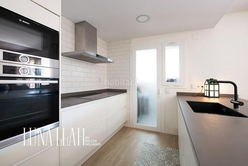 Foto 4a915e18-2fc3-4128-89ab-1e544dd98744. Ground floor with parking pool in La Pineda Castelldefels