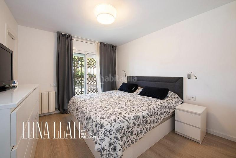Foto 9c3347a7-beee-4fff-a85b-8e7b8e3bcb91. Ground floor with parking pool in La Pineda Castelldefels