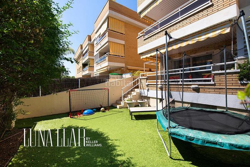 Foto d7322034-c0ea-4da6-bd41-3ffc38f67777. Piano terra con parcheggio piscina in La Pineda Castelldefels