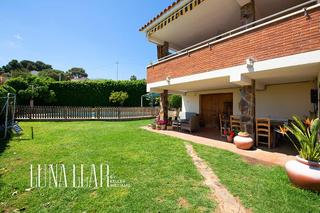 Casa a Castellet i la Gornal