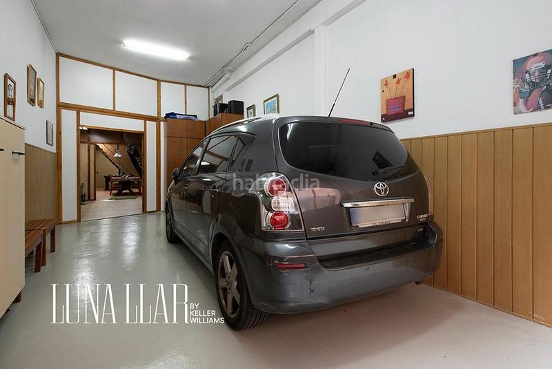 Foto 0da42f27-543c-499e-9d1c-7c6fb11eb36a. Haus mit heizung parking in Centre-Estació Gavà