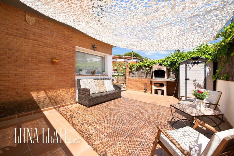 Foto 184d4a62-e1f5-4abe-9aca-95988327bfc3. Casa pareada en Baixador Castelldefels