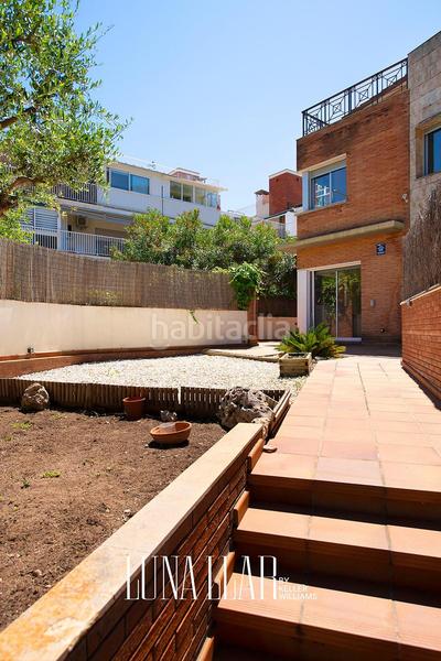 Foto 2dabec9b-c4c9-42ec-9474-98ecee83ca1a. Casa pareada en Baixador Castelldefels